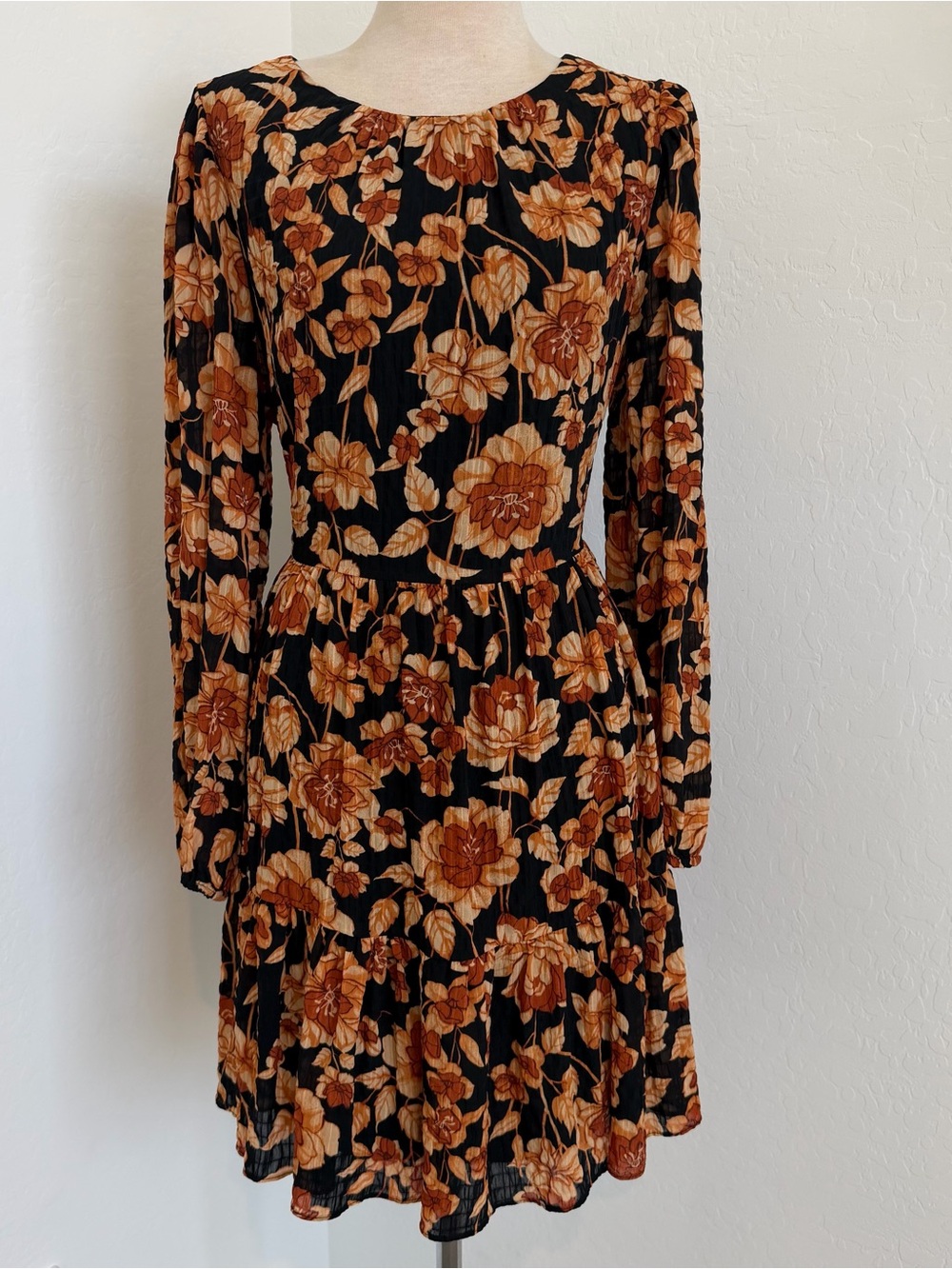 Express Black Floral Long-Sleeve Dress
